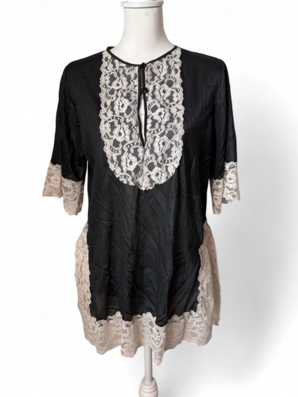 Vintage 70s Nightgown - Picture 1 of 5